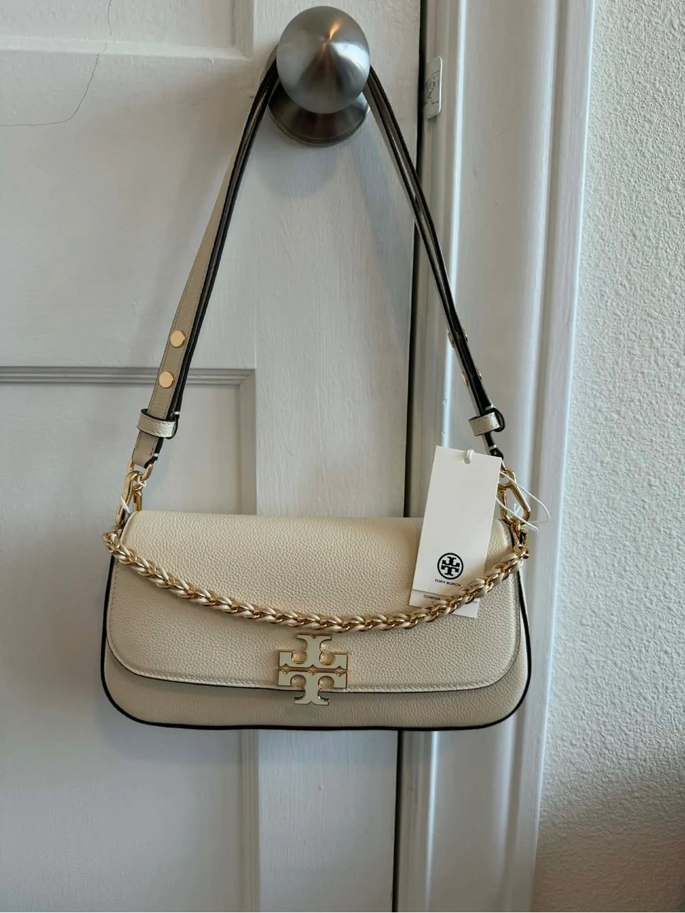 Tory Burch Ivory Pebbled Leather Shoulder Bag with Gold Chain